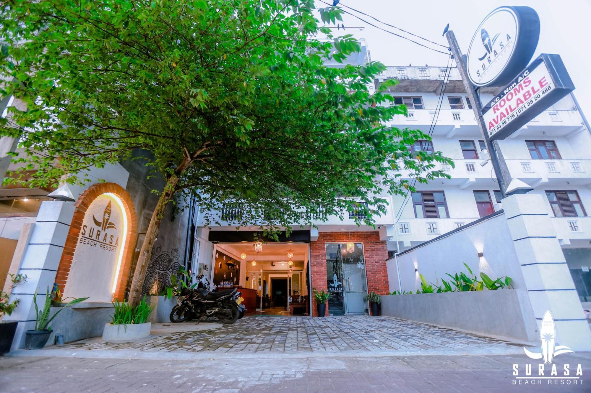 Surasa Beach Resort Weligama Kültér fotó