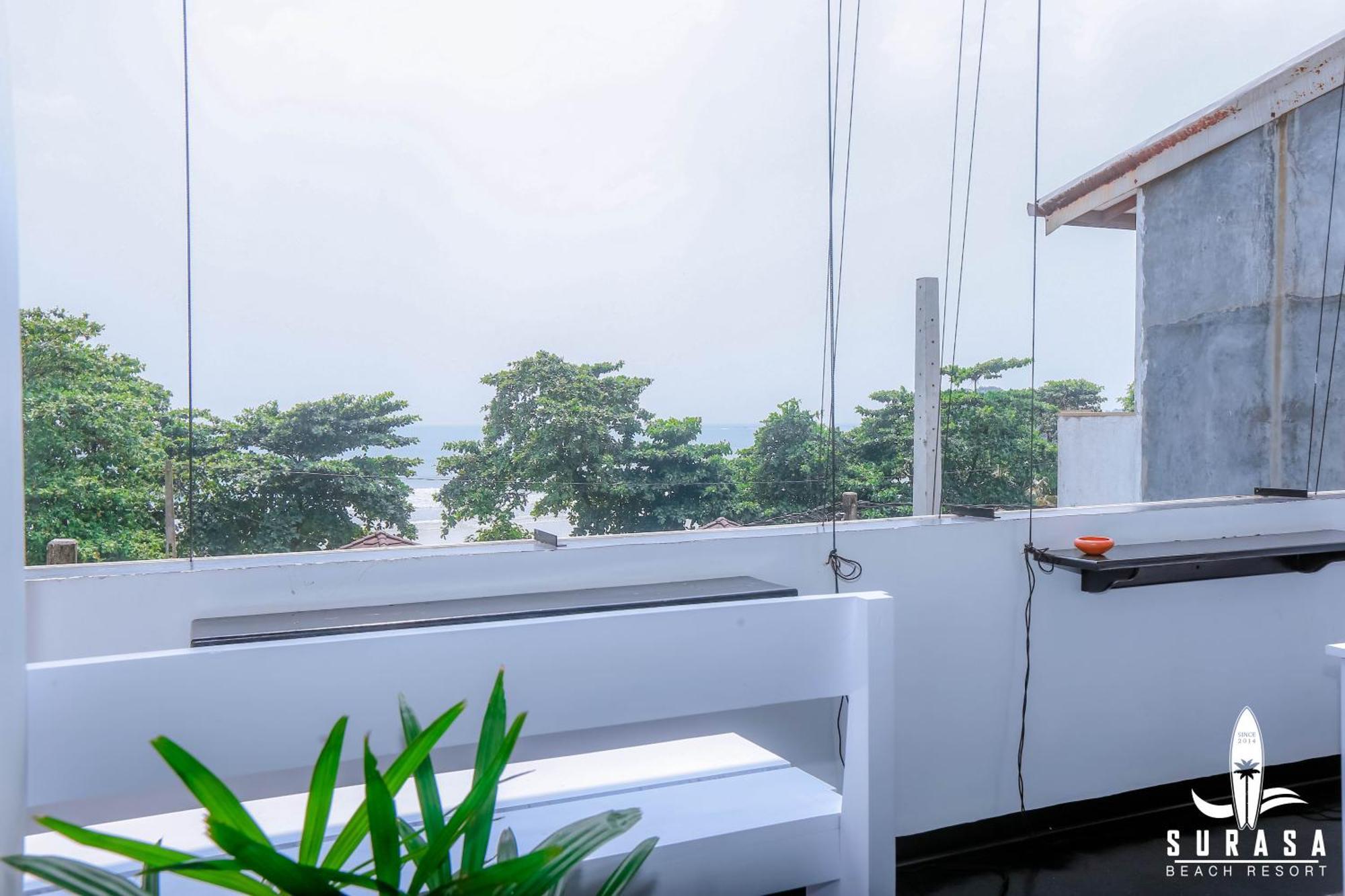 Surasa Beach Resort Weligama Kültér fotó