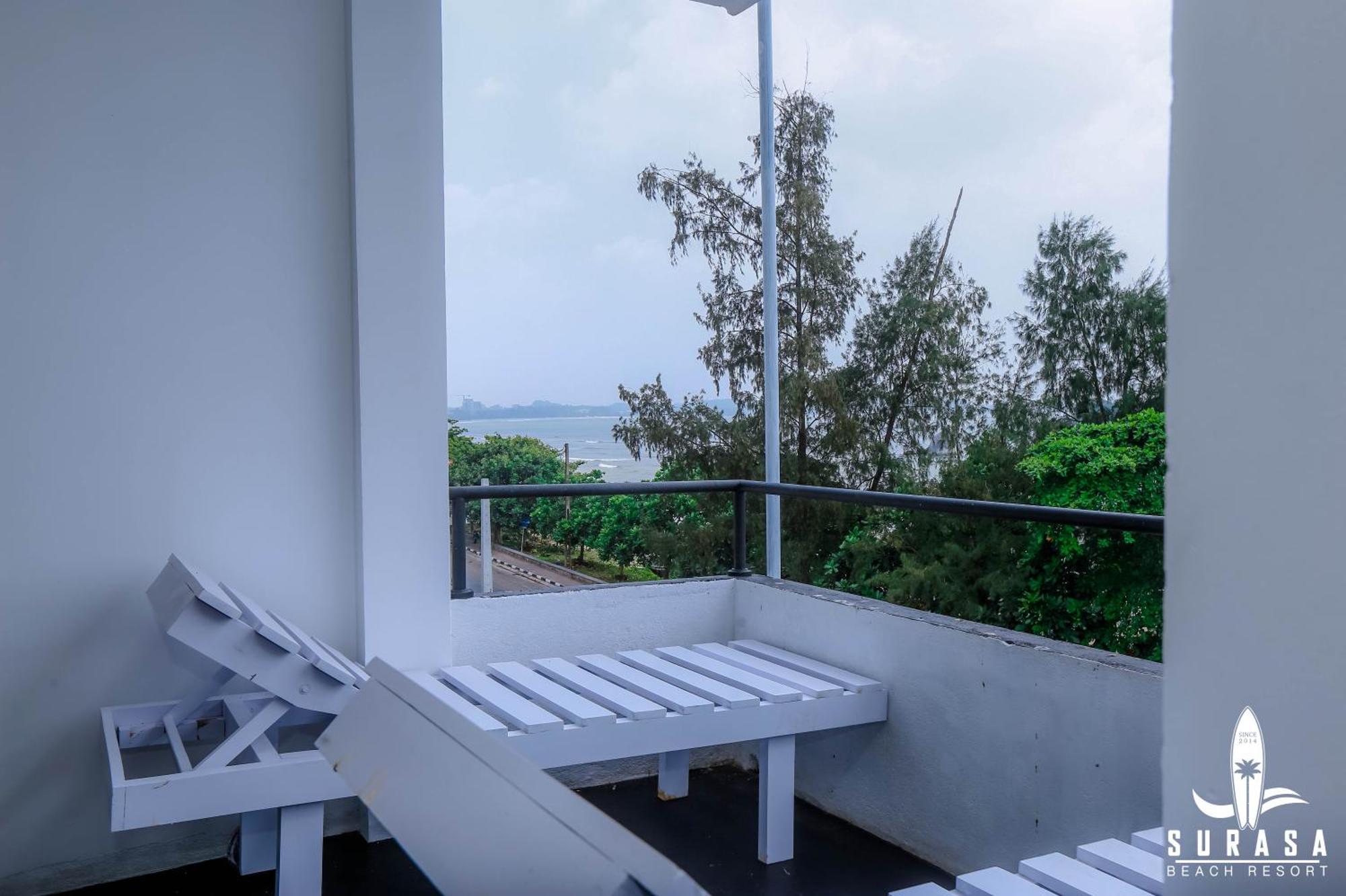 Surasa Beach Resort Weligama Kültér fotó