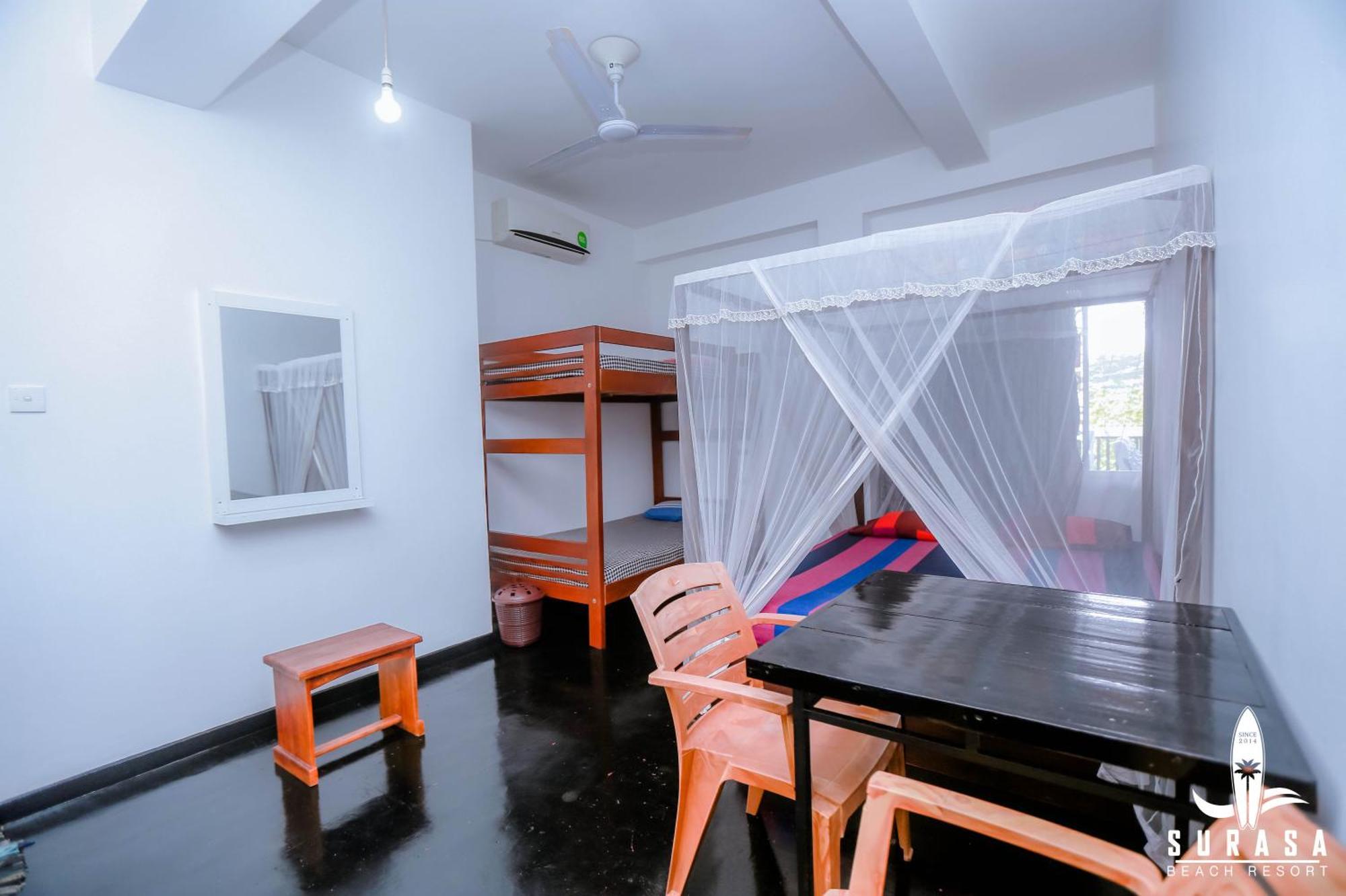 Surasa Beach Resort Weligama Kültér fotó