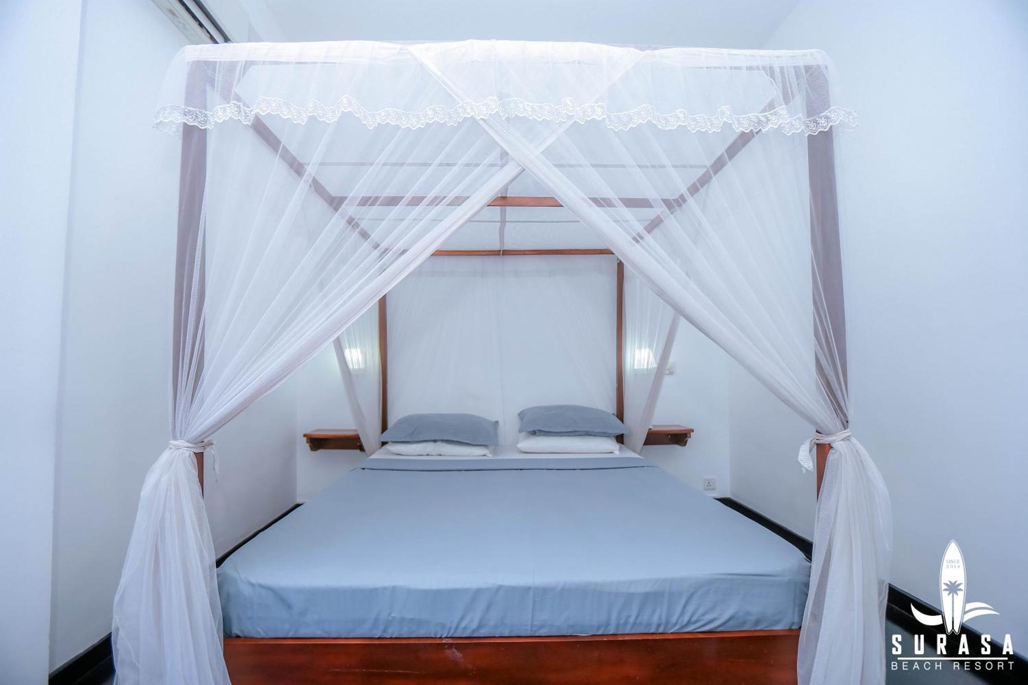 Surasa Beach Resort Weligama Kültér fotó
