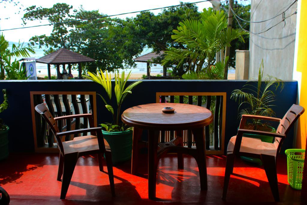 Surasa Beach Resort Weligama Kültér fotó
