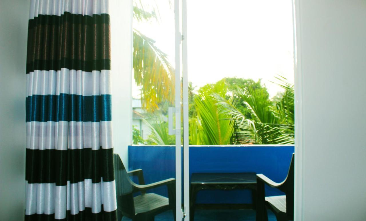 Surasa Beach Resort Weligama Kültér fotó